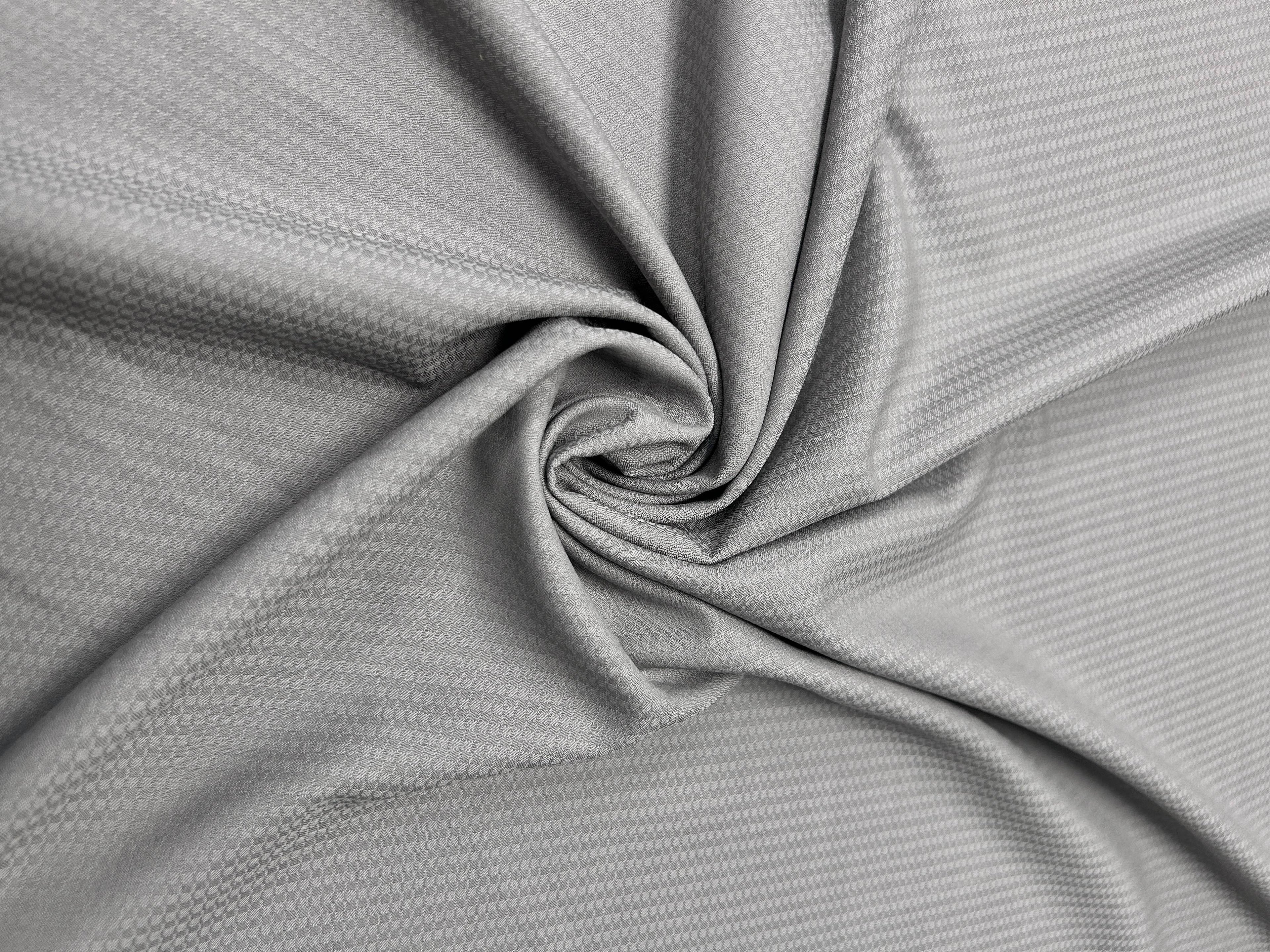 Super 120s Wool Suiting Bucarest