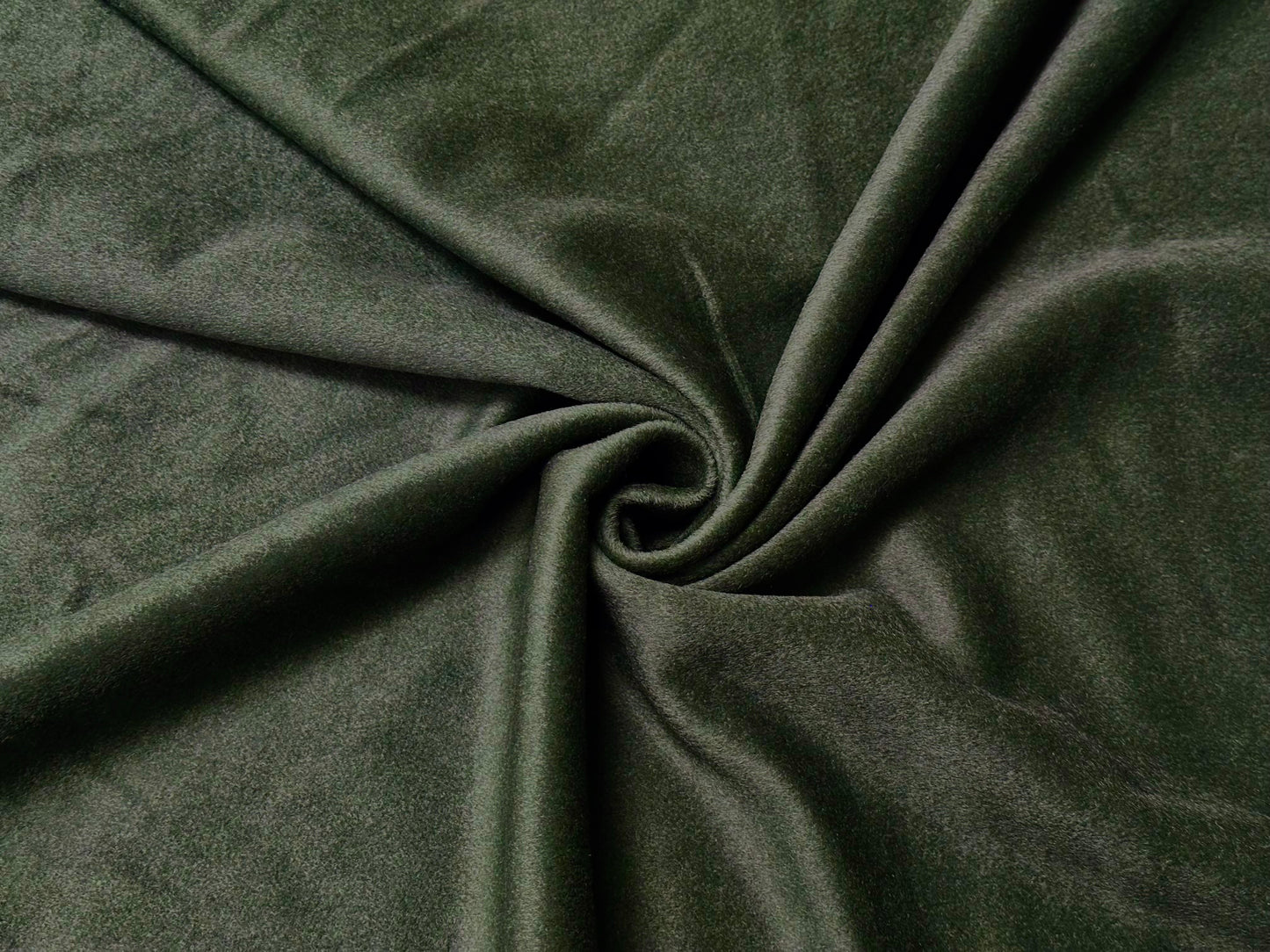 Lambswool & Viscose | St. John Knits