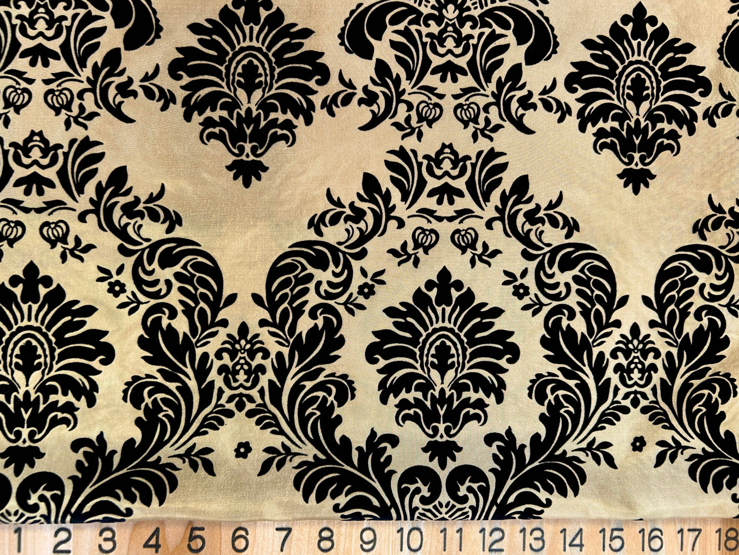 Damask Flocking Taffeta | Flocking Velvet Damask on Taffeta Fabric