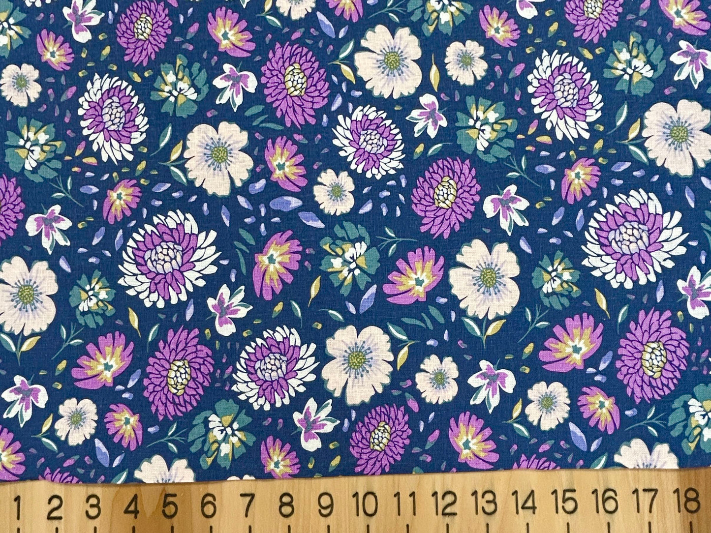 Linen Viscose Washed Flowers (VER05357)