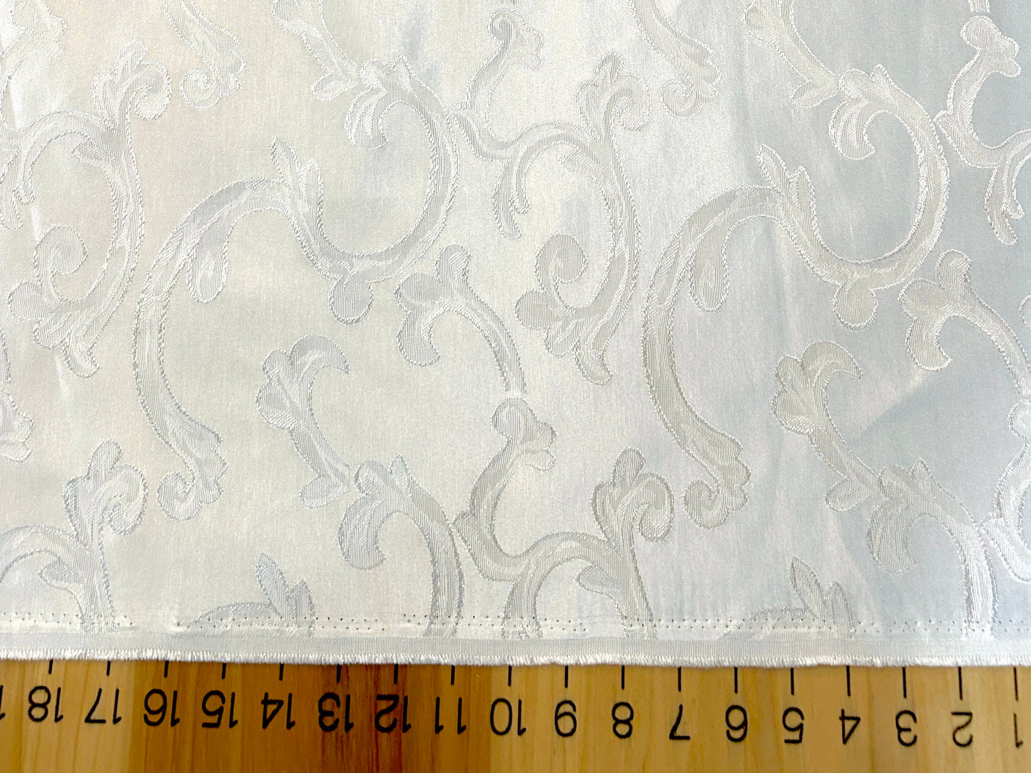 Vineyard Scarlet Jacquard
