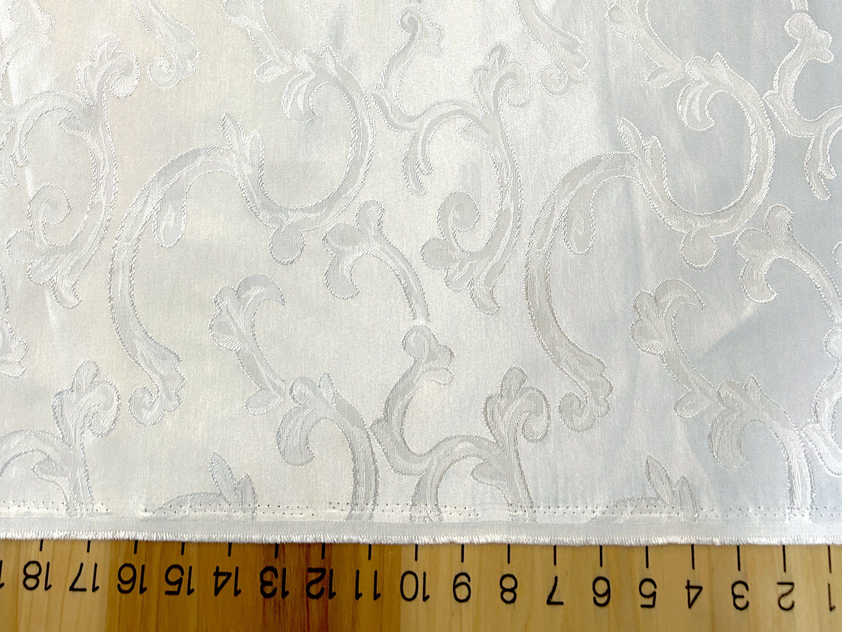Vineyard Scarlet Jacquard