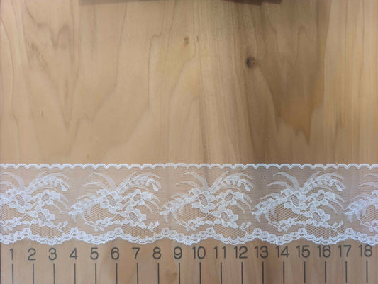 Ivory Floral Scallop Lace Trim